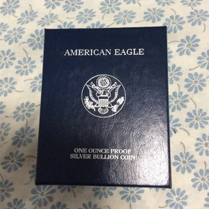 2002 W American Silver Eagle Proof  ● Box and COA ● Clamshell ● 1 troy ounce - Picture 1 of 10