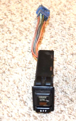 1993 1994 1995 GEO TRACKER SIDEKICK cruise control SWITCH DASH OEM Foto 1 de 4