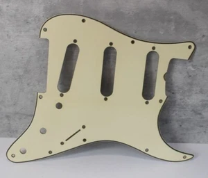 Aged 59 - 62 Pickguard For Fender Strat Wide Bevel Relic - Vintage Cream - Picture 1 of 6
