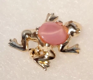 VTG Pink Jelly Belly Cabochon Frog Brooch Gold Tone 1"L Garden Includes Gift Box - Picture 1 of 4