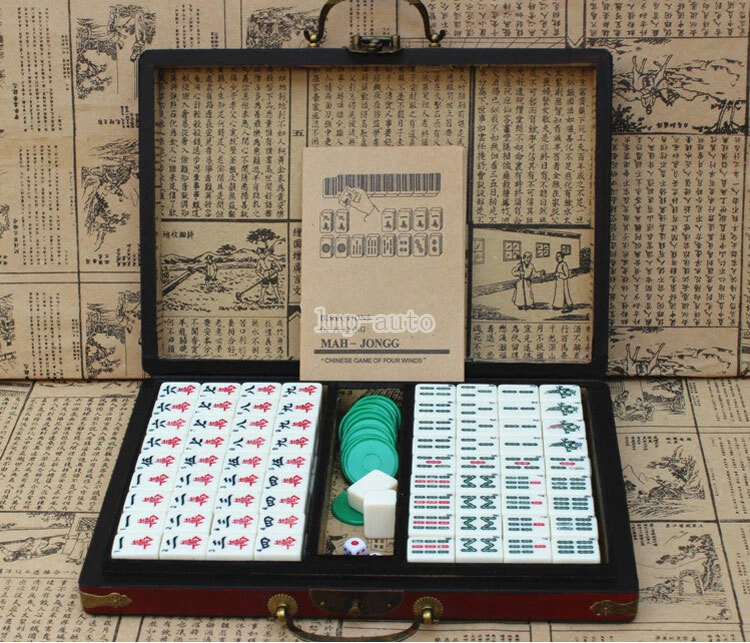 Antiqued English Mahjong Travel Small Portable Majiang Set With Direction  - Image 1 of 1