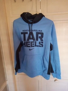 North Carolina TAR HEELS Hooded MENS Nike Sweatshirt Size Medium Hoodie - Picture 1 of 6