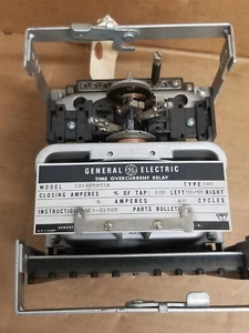 Relé de tiempo sobre corriente GE 12IAC59C1A - Imagen 1 de 6