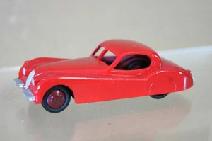 DINKY 157 JAGUAR XK120 COUPE RED RESTORED mv - Picture 1 of 1