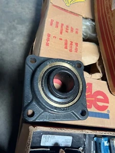 Sealmaster ESF-24 GCS, 1.5 Inch, Mounted Cast Iron Four Bolt Flange Ball Bearing - Picture 1 of 3