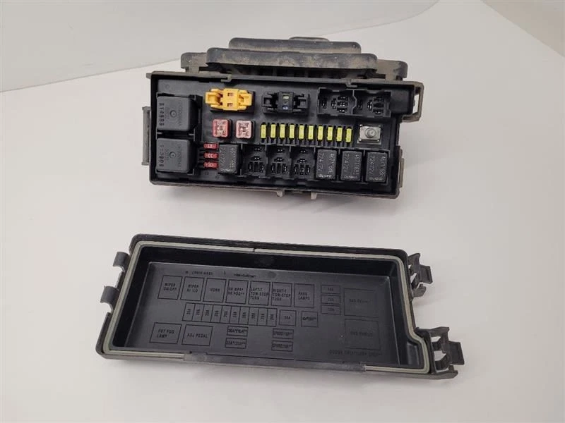 Jeep Grand Cherokee Commander Tipm 2006 módulo totalmente integrado 04692015aj Foto 1 de 4