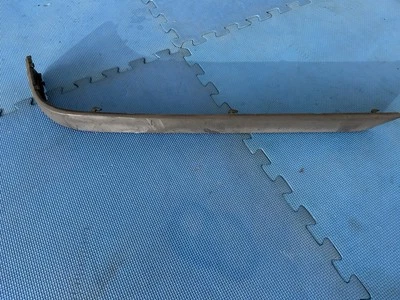 BMW E36 Serie 3 1994-1999 M3 318i 328i 323i parachoques trasero derecho moldura Foto 1 de 4