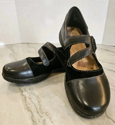 Zapatos Mary Jane Clarks® Roseville Jane para mujer color: negros talla 6 nuevos precio de venta sugerido por el fabricante 105 USD Foto 1 de 4