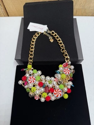 NUEVO CON ETIQUETAS COLLAR BABERO BETSEY JOHNSON HOLIDAY CANDY NAVIDAD LUCES DE SANTA GRUESO $198 Foto 1 de 2