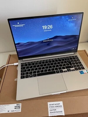 Samsung Galaxy Book 15.6" (256GB SSD, Intel Core i5-1135G7, 8GB, Intel HD... - Image 1 of 4