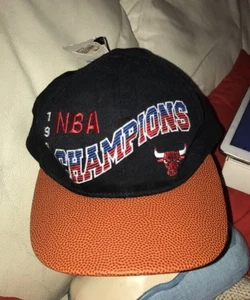 VTG CHICAGO BULLS 1997 NBA CHAMPIONSHIP SNAPBACK HAT DREW PEARSON TEXTURED NWT - Picture 1 of 10