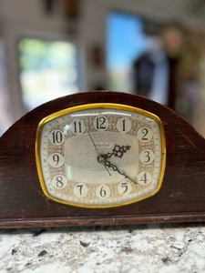 Vintage Imperial Chime Mantel Clock - Good Working Condition - Picture 1 of 14