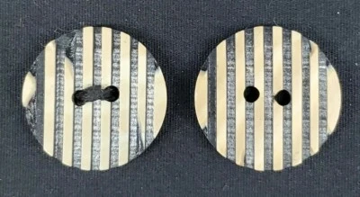 VINTAGE ~ Botones de madera redondos a rayas tono negro y natural - Lote/2 3/4" de diámetro Foto 1 de 4