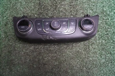 Chevrolet Impala 2018 2019 2020 clima temperatura calefacción control de aire acondicionado OEM 23113226 Foto 1 de 4