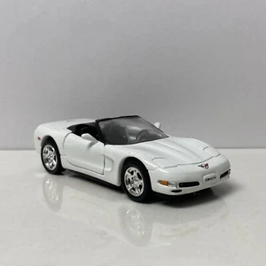 1998 98 Chevy Corvette Collectible 1/43 Scale Diecast - Picture 1 of 4