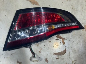 GENUINE FORD 2008-2014 FG FALCON G6E-XR8-XR6 SEDAN RHS TAIL LIGHT - Picture 1 of 3