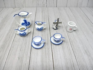 Juego de té vintage de porcelana en miniatura azul y blanco de 9 piezas molino de viento y pieza extra - Imagen 1 de 9