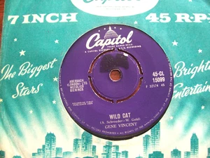 Gene Vincent "Wild Cat b/w Right Here On Earth" VG+ Capitol CL 15099 from 1959 - Picture 1 of 2