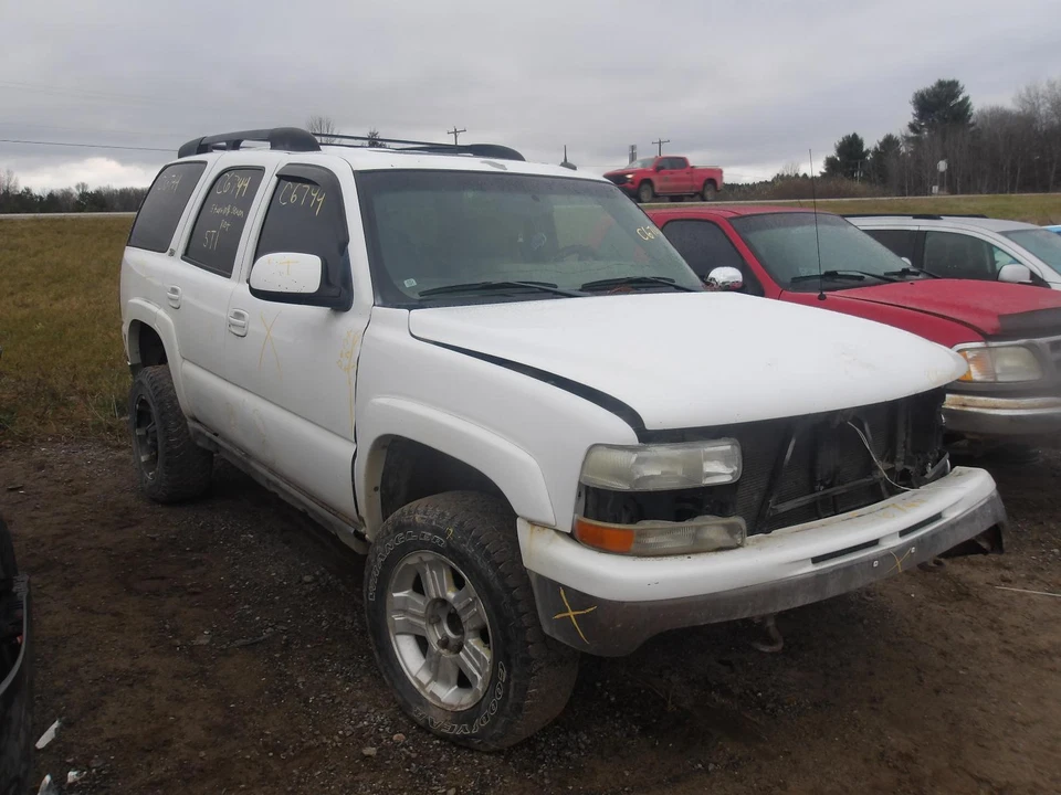 Used Front Right Door Glass Front fits: 2003 Chevrolet Tahoe classic style creas - Imagem 1 de 4