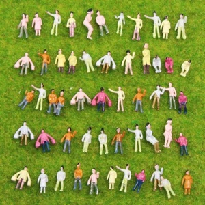 100pcs 1:220 Train Miniature Figures Peintes Personnes Debout/Assises Échelle Z - Photo 1/4