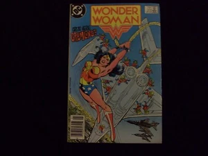 1984 DC COMICS WONDER WOMAN # 311 in GREMLINS - Picture 1 of 3