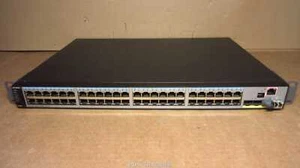 Huawei S5700-52X-PWR-LI-AC Gigabit PoE+ 48 ports + 4 ports 10G SFP+ - Y COMPRIS LES OREILLES RM - Photo 1/2