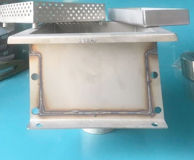 ZURN 12''/12''/6'' Square Floor Industrial Sink 3'' Outlet With Grate & Sediment - Image 1 of 3