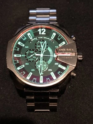 Reloj Diesel Only The Brave Hombre Cronógrafo Azul Marino 10BAR Azul Iridiscente Foto 1 de 4