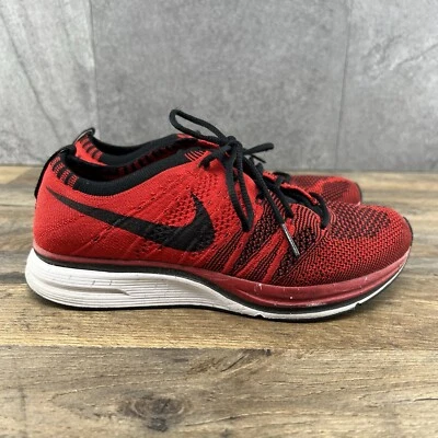 Nike Flyknit Trainer 2018 Size 4 Mens Size 5.5 Womens Red Black Shoes - Image 1 of 4
