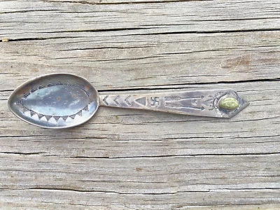 Cuchara de plata navajo temprana rara con tronco giratorio y turquesa, ¡era Fred Harvey! Foto 1 de 4