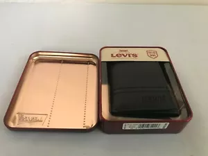 Levi's Men's Genuine Leather RFID-Blocking Trifold Wallet Black - Picture 1 of 7