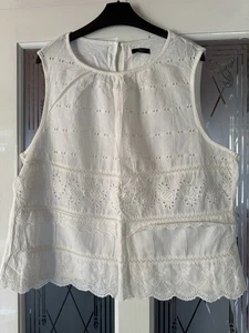 Women’s M&CO White T-Shirt Size 20 - Picture 1 of 1