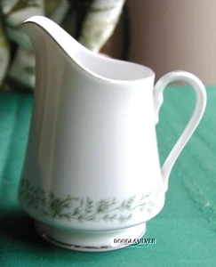 MIKASA MONTCLAIR CHINA CREAMER OTTIME CONDIZIONI - Foto 1 di 2