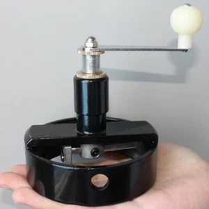 Adjustable Metal Paper Circle Cutter Graphic Tool Craft Badge Button Maker - Picture 1 of 2