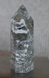 PYRIT IN ACHATSPITZE 3,70 ZOLL HOCH / 173 GRAMM - Bild 1 von 6