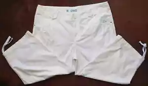 Izod White Crop Capris Pants Size 18 NWT - Picture 1 of 1
