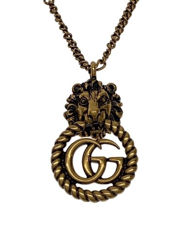 Collana Gucci Doppia G Testa di Leone Donna con Top GLD Usata