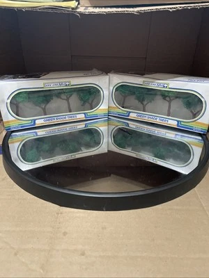 2 Vintage Life Like Trains Green Shade Trees NEW All Scales Realistic See Photos - Image 1 of 4