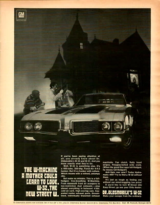 1969 Oldsmobile W-32 Force Air 4-4-2 400ci 350 hp Photo Original Print Ad - Image 1 of 3