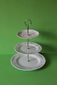 Plato de tres pisos Seltmann Weiden Julia Blue Rosenranke 11243 - Imagen 1 de 1