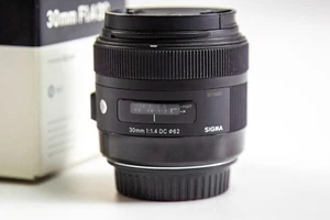 obiettivo SIGMA 30MM F 1.4 serie ART CANON - Imagen 1 de 3