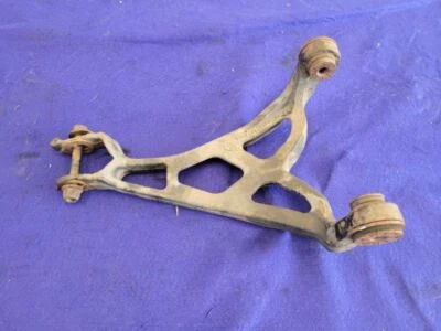 Brazo de control superior derecho pasajero trasero Ford Mustang Cobra SVT DOHC 1999-2004 4,6 L Foto 1 de 4