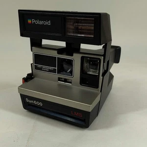 Vintage Polaroid Sun600 Camera (1981) - Picture 1 of 7