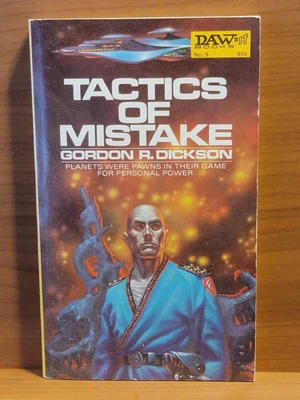 Tactics of Mistake by Gordon R. Dickson Daw Books No. 9 Like New  Cover by Freas Foto 1 de 4