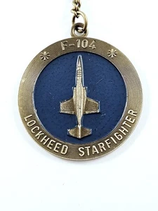SCHLÜSSELANHÄNGER - LOCKHEED F-104 STARFIGHTER - USAF - Metall bemalt, Vintage 60er Jahre - - Bild 1 von 3
