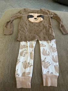Kleinkind Mädchen 2T Faultier zweiteiliger Schlafanzug von Old Navy - Bild 1 von 3