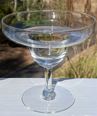 Set 2 Vintage Clear Hand-Blown Stemmed Parfait Dessert Shrimp Cocktail Glasses - Image 1 of 2