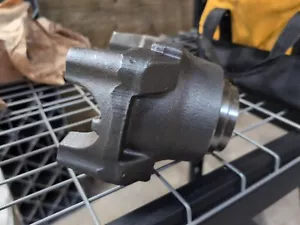 N170-4-1271-1 Neapco Driveshaft END YOKE Spicer, Meritor 170N-4-1271-110 - Picture 1 of 7