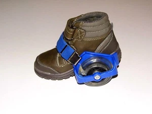 Heelies; Strap On 2-Rollen Skates, die mit Aufbewahrungstasche beleuchtet werden - Bild 1 von 6