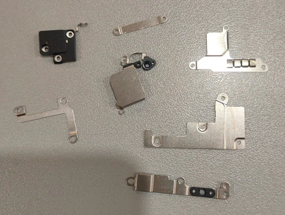 PIASTRE INTERNE IPHONE 8 - Immagine 1 di 1